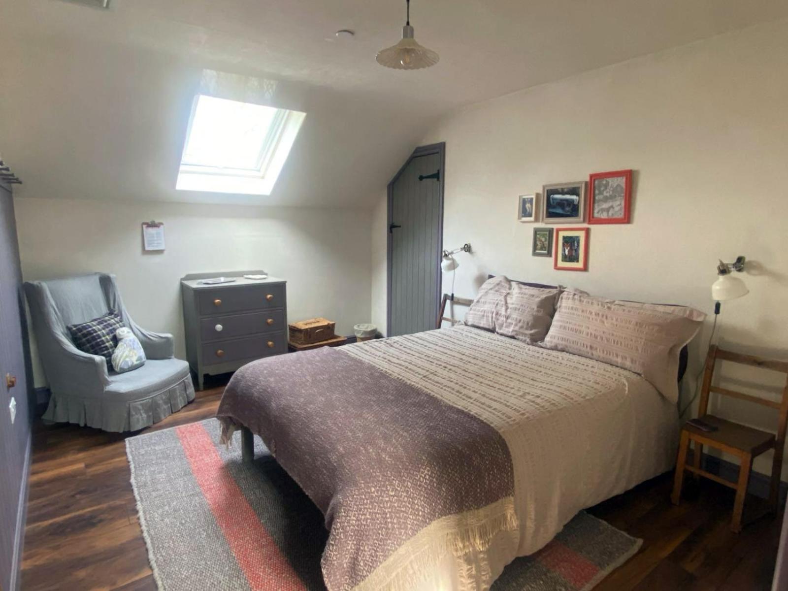 Creatively Converted Barn In Accessible Rural Spot Llanwrda エクステリア 写真