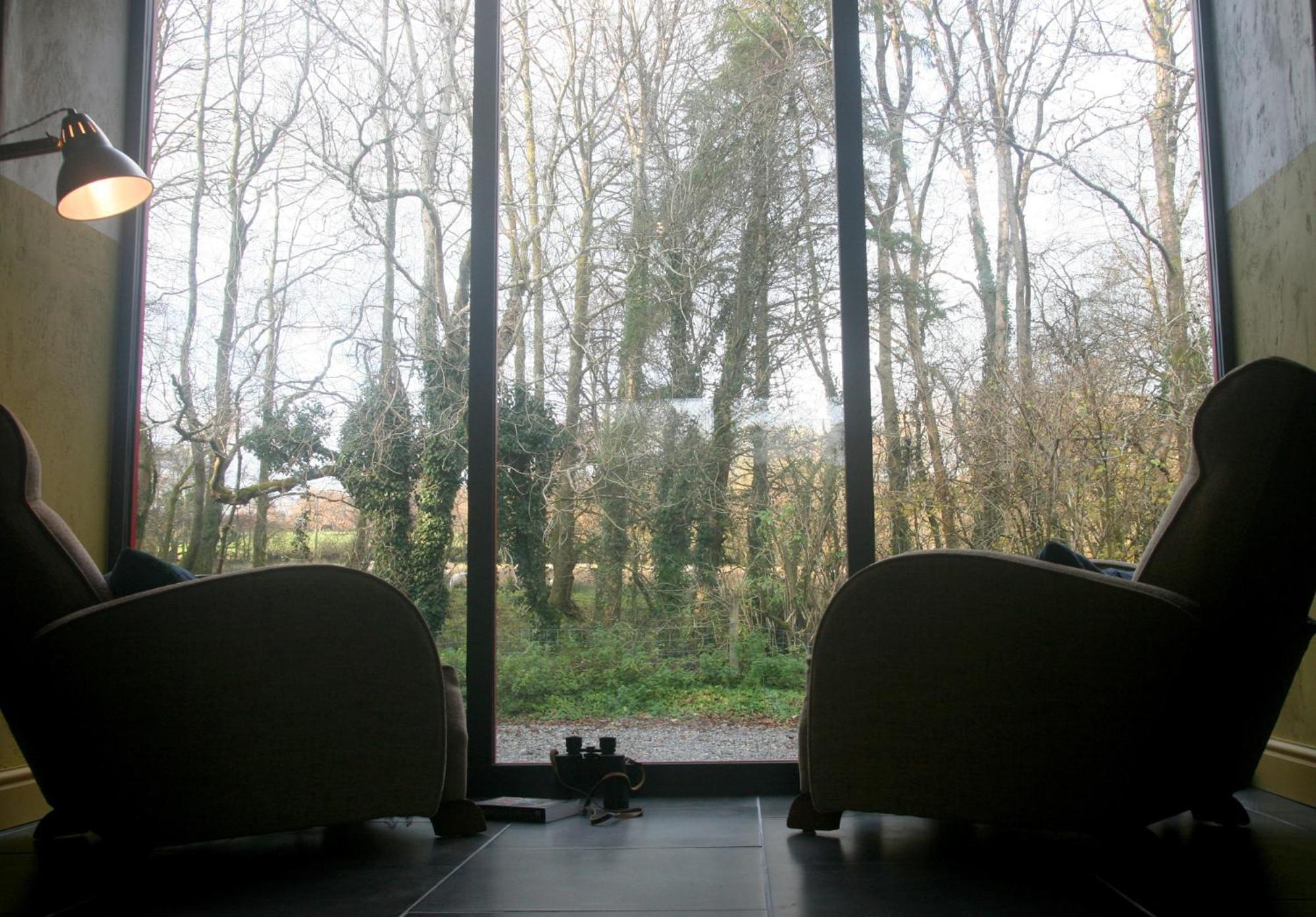 Creatively Converted Barn In Accessible Rural Spot Llanwrda エクステリア 写真