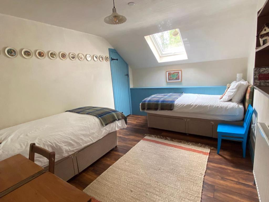 Creatively Converted Barn In Accessible Rural Spot Llanwrda エクステリア 写真